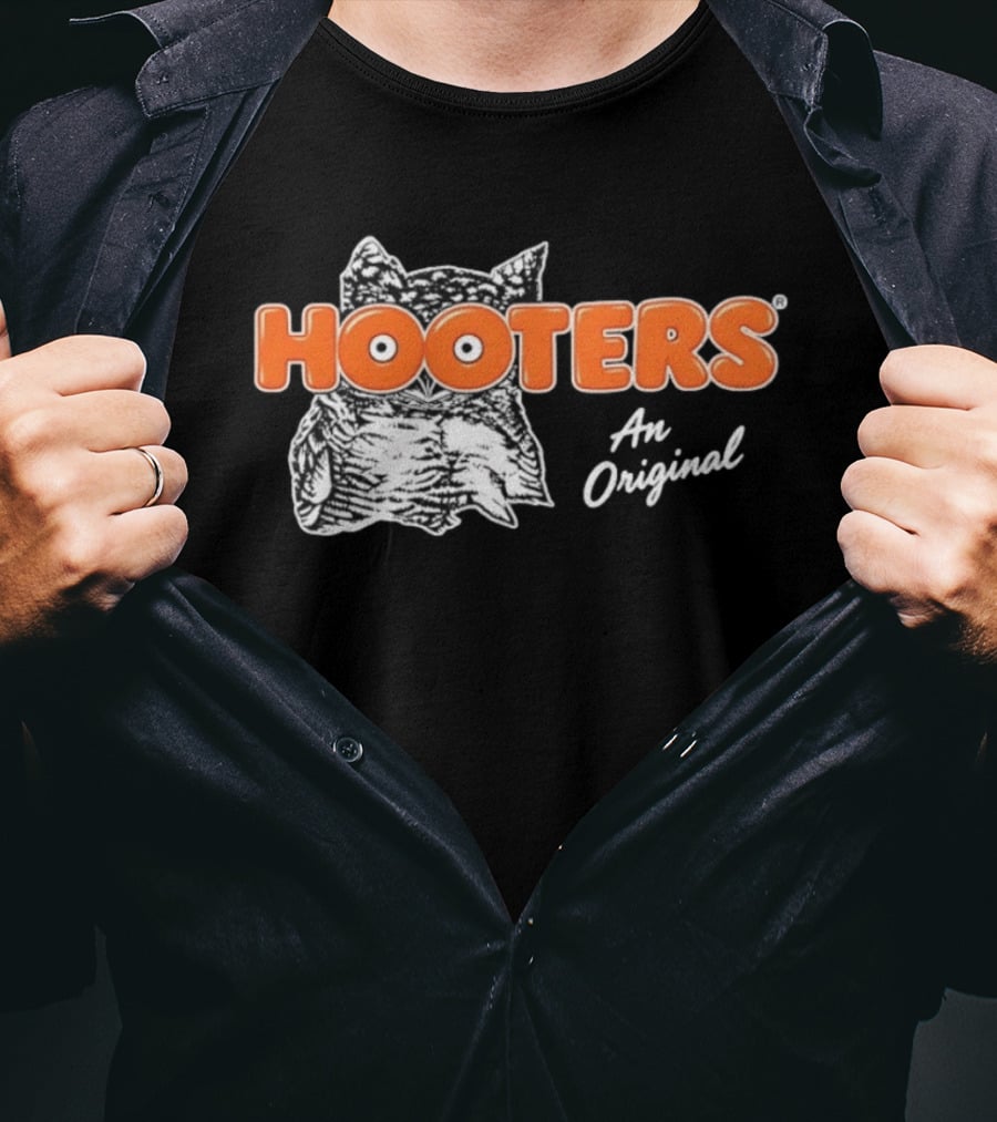 Hooters Owl An Original Restaurant Brand T-Shirt