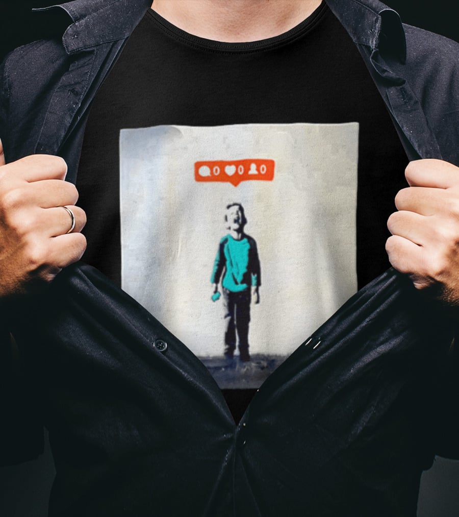 Boy With Zero Social Media Notifications And Screaming Expression T-Shirt