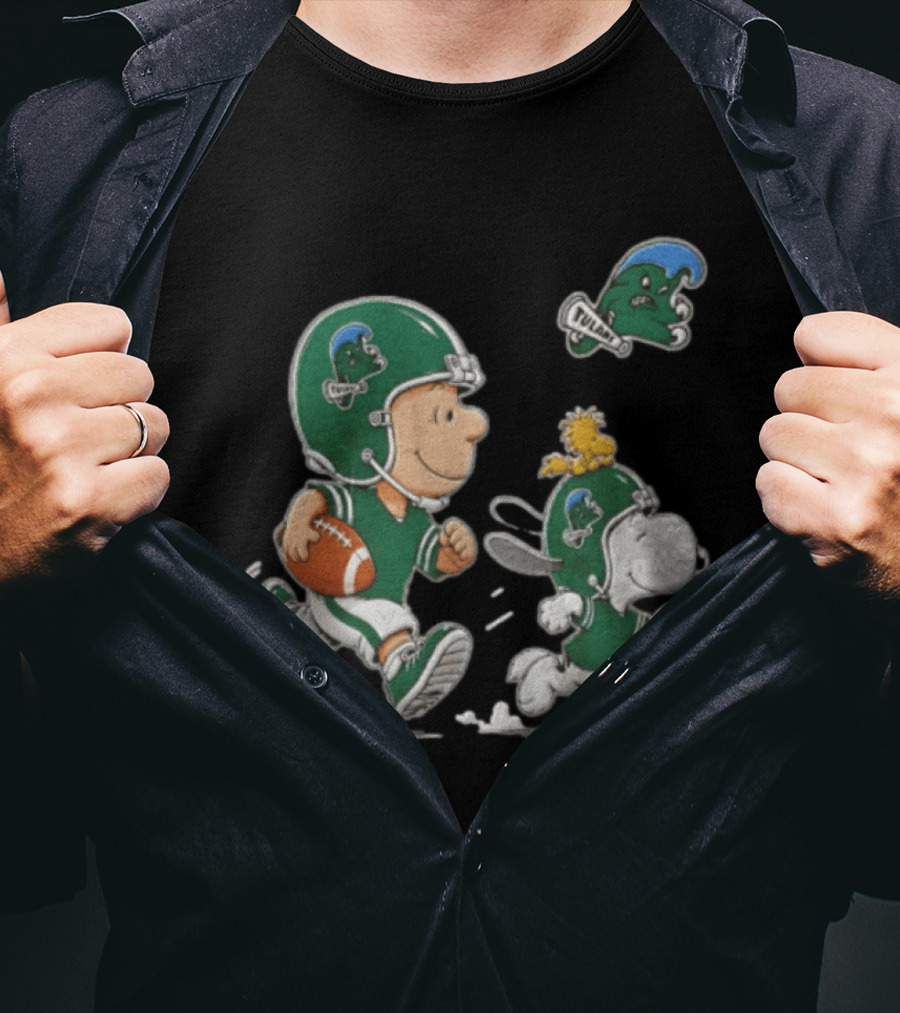 Charlie Brown Woodstock Snoopy Tulane Green Wave Football Helmets T-Shirt