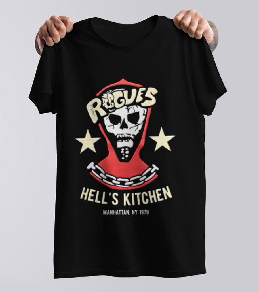 Rogues Skull Hood Chain Stars Hell's Kitchen Manhattan NY 1979 T-Shirt