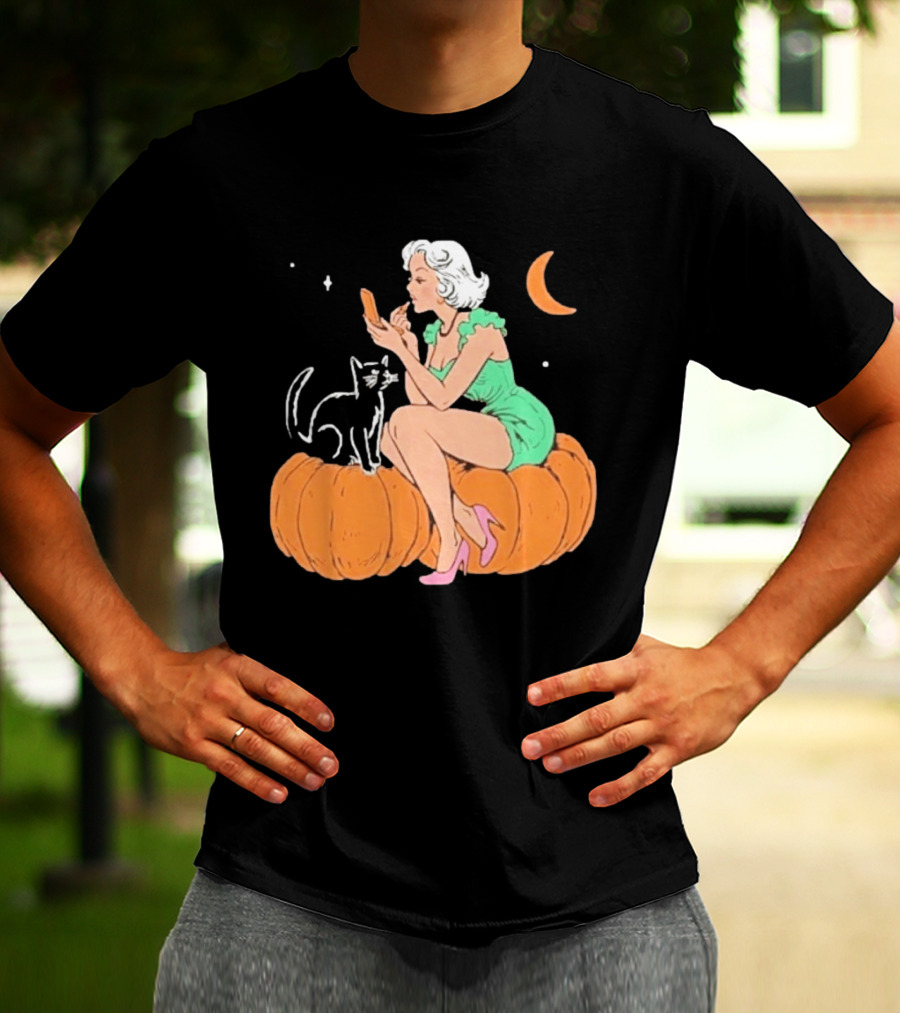 Pinup Girl Applying Lipstick On Pumpkin With Black Cat Halloween Moon Scene T-Shirt