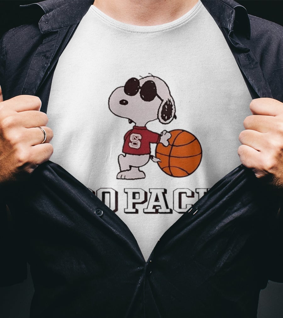 Snoopy NC State Wolfpack Basketball Go Pack T-Shirt