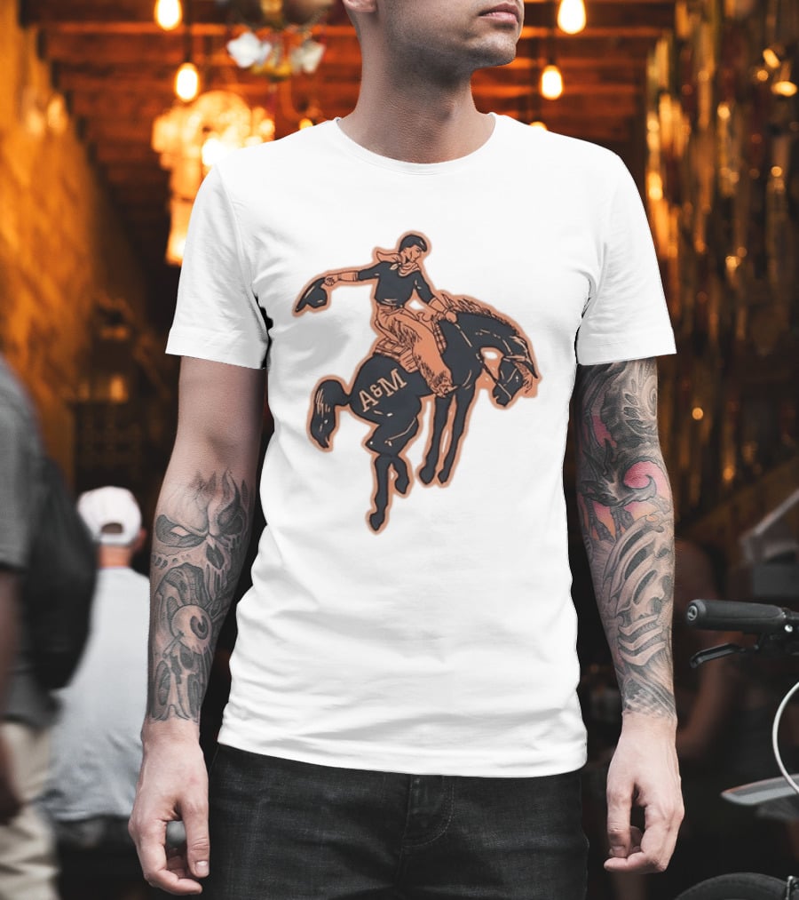 Texas A&M Aggies College Station Vintage Cowboy Riding A&M Horse T-Shirt