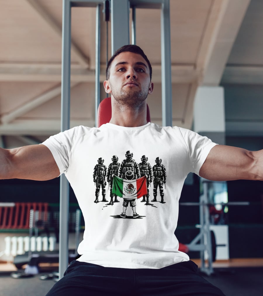 Todos Luchamos Mexican Flag Soldiers Protest T-Shirt