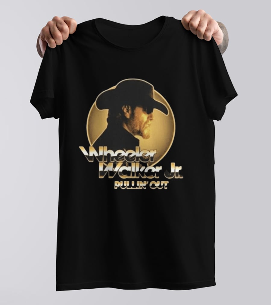 Wheeler Walker Jr. Pullin' Out Album Cover Portrait In Gold T-Shirt