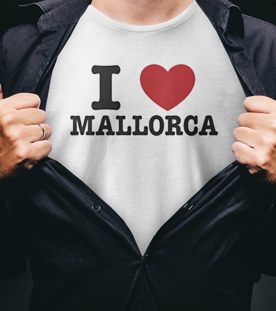 I Love Mallorca Spain Travel Vacation Balearic Islands Iconic Heart T-Shirt