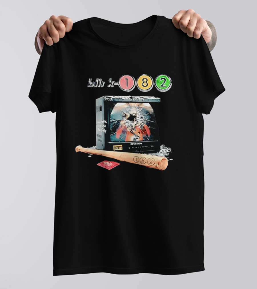 Blink 182 Rock Show Mark Hoppus Tom DeLonge Travis Barker TV Baseball Bat Iconic Display T-Shirt