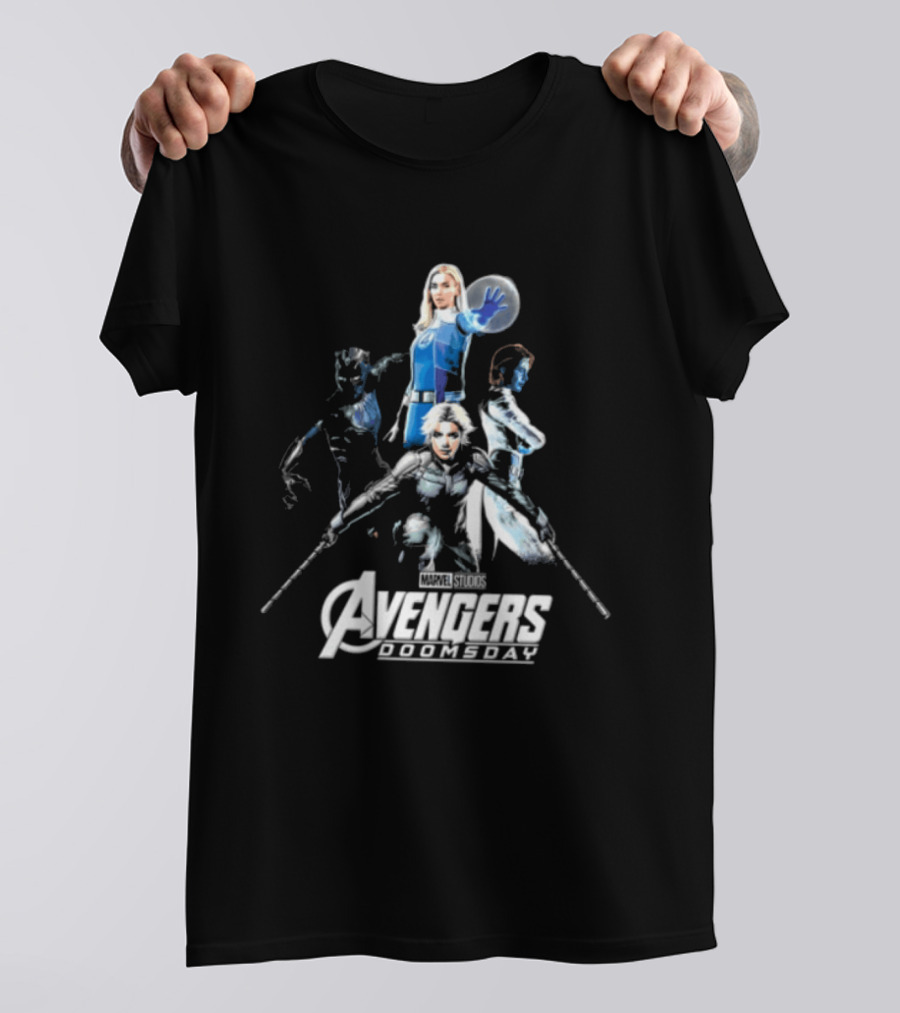 Marvel Avengers Age Of Ultron Heroes Cinematic Gathering T-Shirt