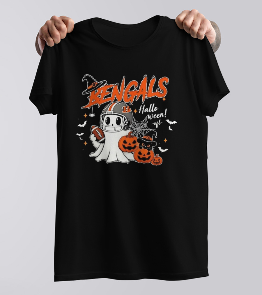 Bengals Halloween Ghost Football Pumpkin Helmets Spooky Scene T-Shirt