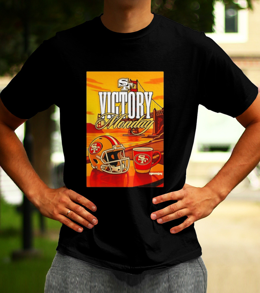 San Francisco 49ers Victory Monday Golden Gate Helmet And Coffee T-Shirt