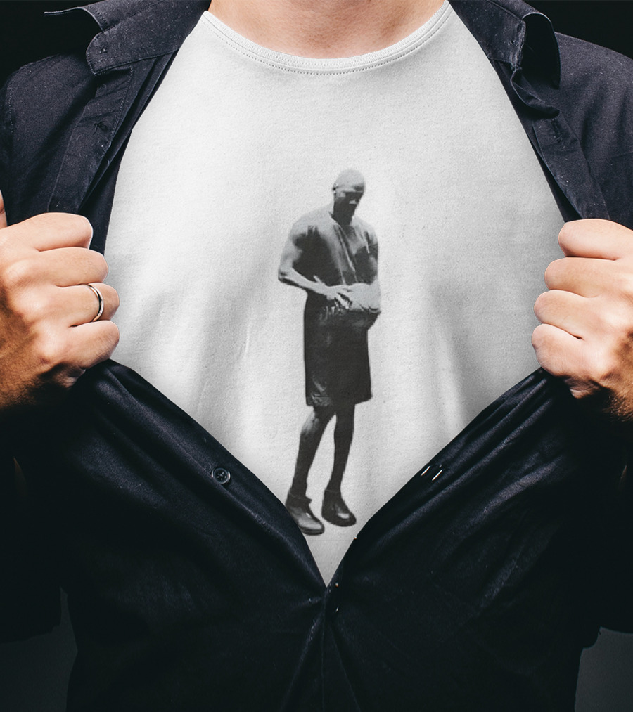 Michael Jordan Jumpman Chicago Bulls Statue T-Shirt