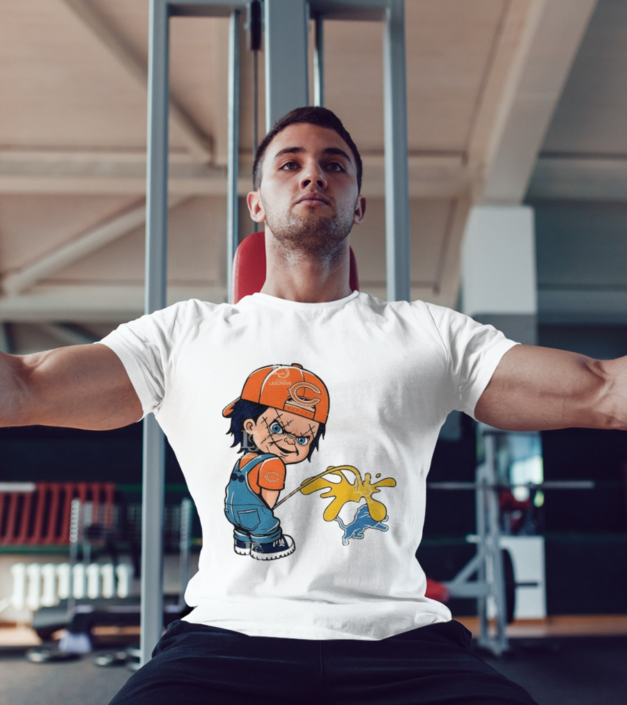 Chicago Bears Chucky Piss On Detroit Lions Rivalry Meme T-Shirt