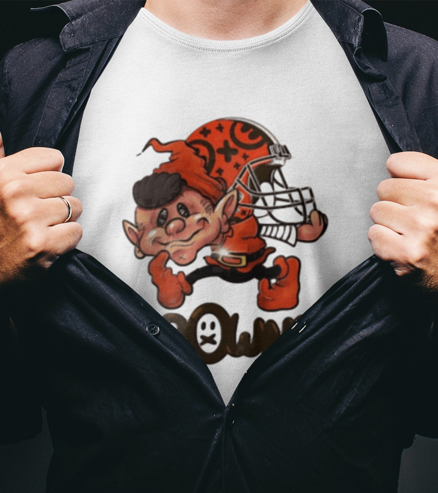 Cleveland Browns Elf Holding Football Helmet Browns T-Shirt