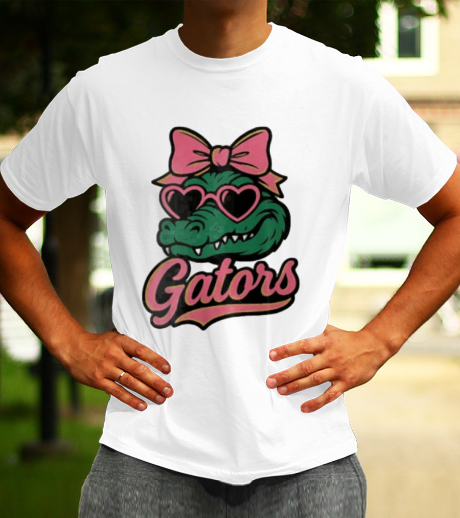 Florida Gators Green Alligator Pink Bow Heart Sunglasses T-Shirt