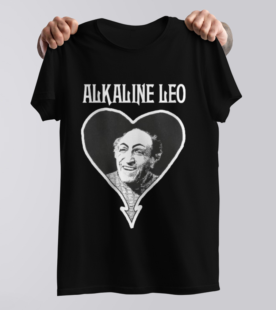 Alkaline Leo Heart Portrait Seinfeld Bootleg Mashup T-Shirt
