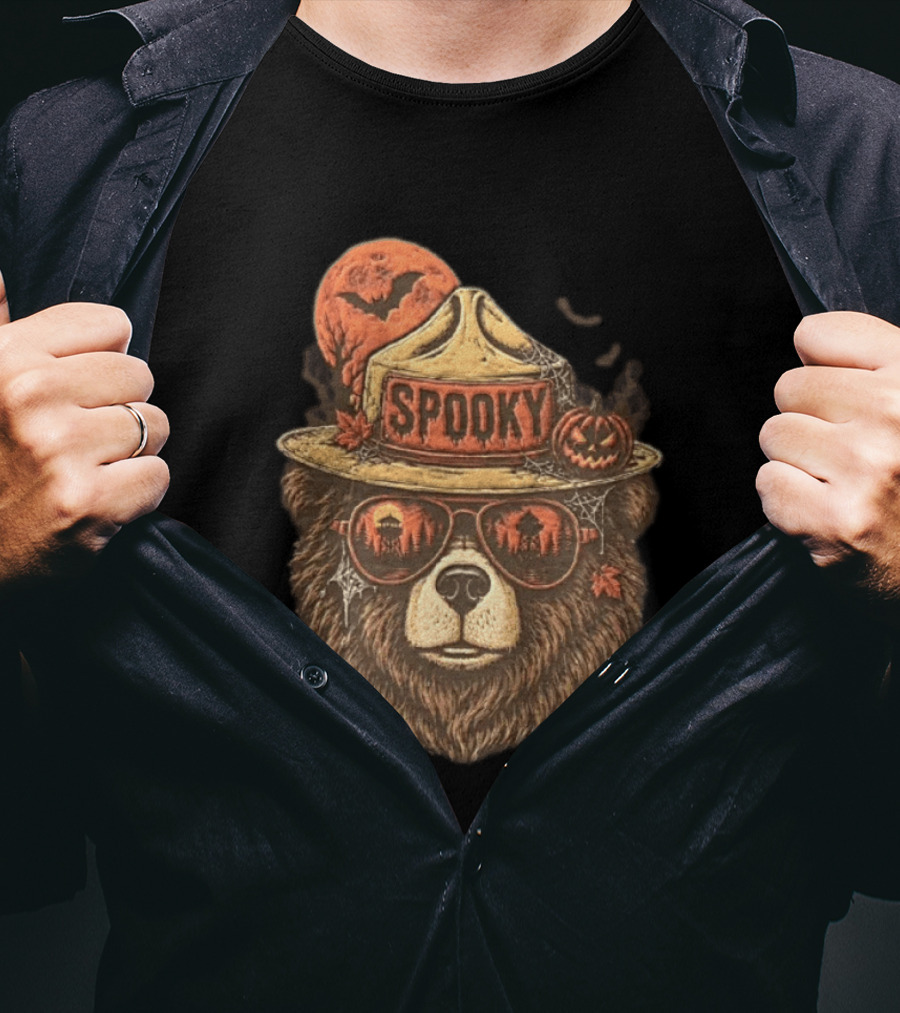 Smokey Bear Spooky Halloween Fire Lookout Forest Ranger Pumpkin Bats T-Shirt