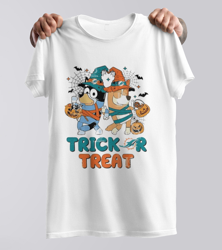 Miami Dolphins Bluey Trick Or Treat Halloween Pumpkin Spooky Costumes T-Shirt
