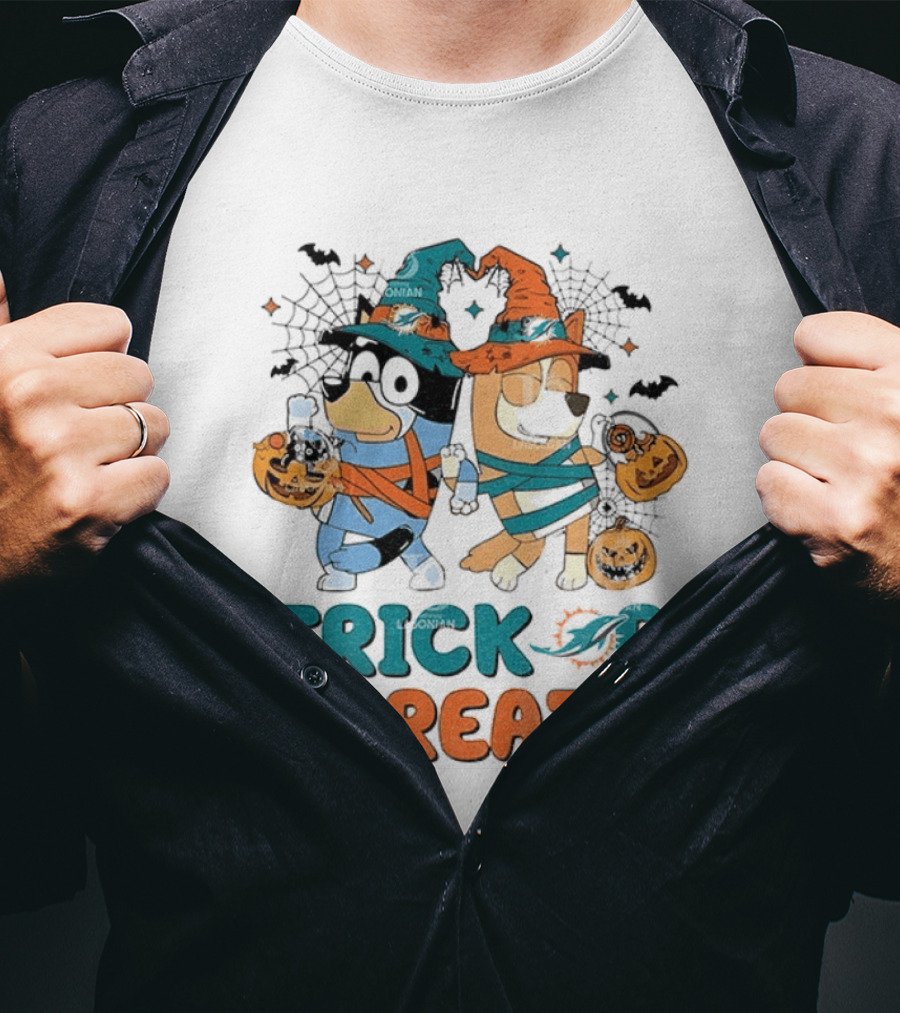 Miami Dolphins Bluey Trick Or Treat Halloween Pumpkin Spooky Costumes T-Shirt