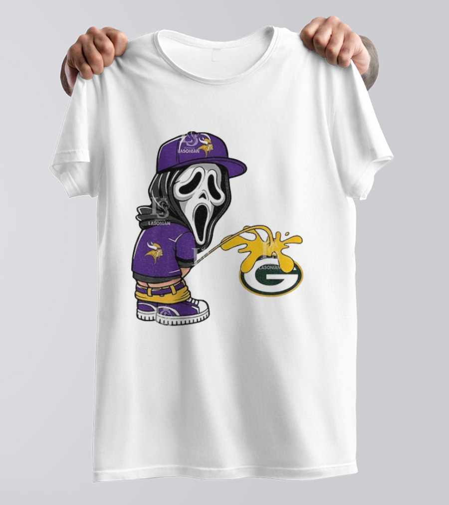 Minnesota Vikings Ghostface Piss On Green Bay Packers T-Shirt