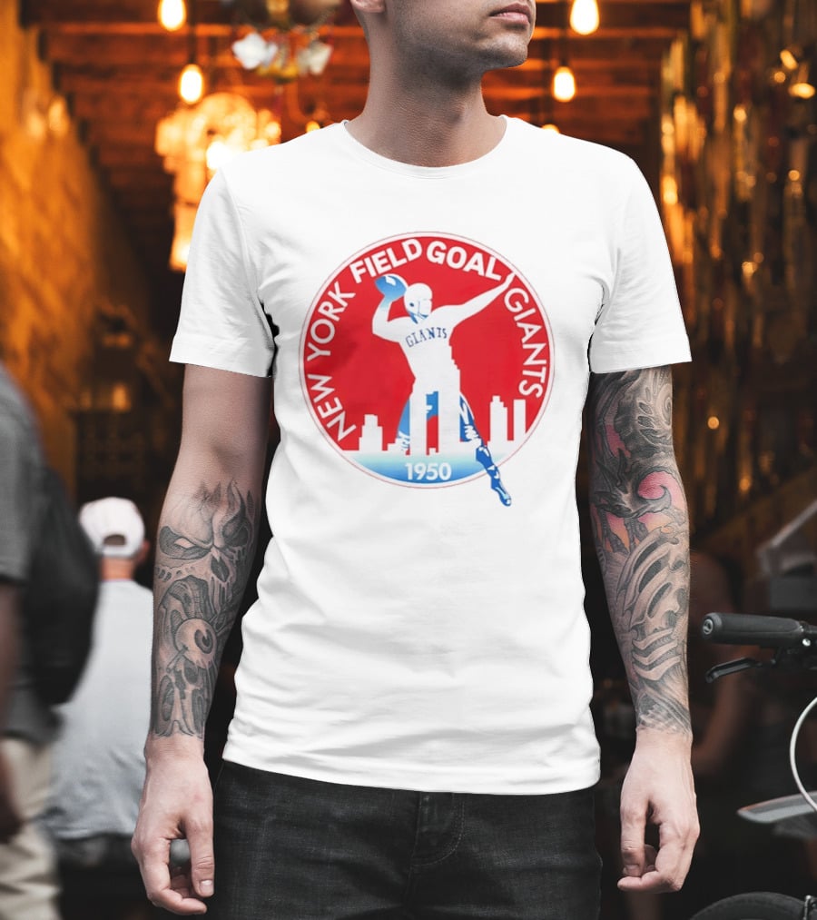 New York Field Goal Giants 1950 Football Red Skyline T-Shirt