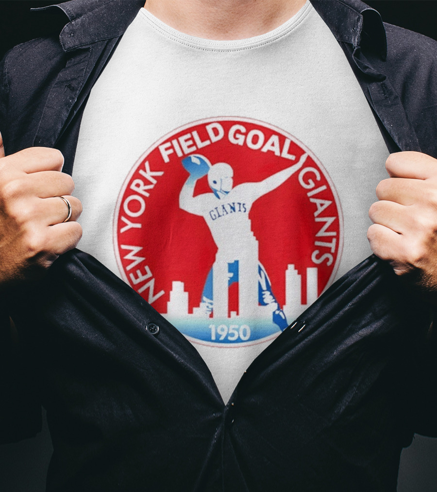 New York Field Goal Giants 1950 Football Red Skyline T-Shirt