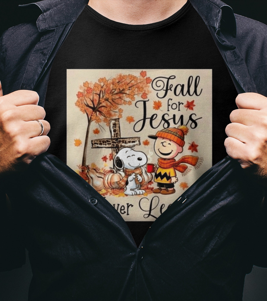 Charlie Brown Snoopy Fall For Jesus He Never Leaves Autumn Scene T-Shirt