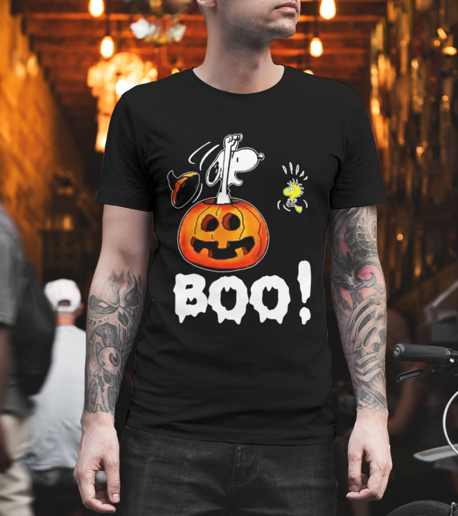 Snoopy Pumpkin Costume Woodstock Halloween BOO Peanuts T-Shirt