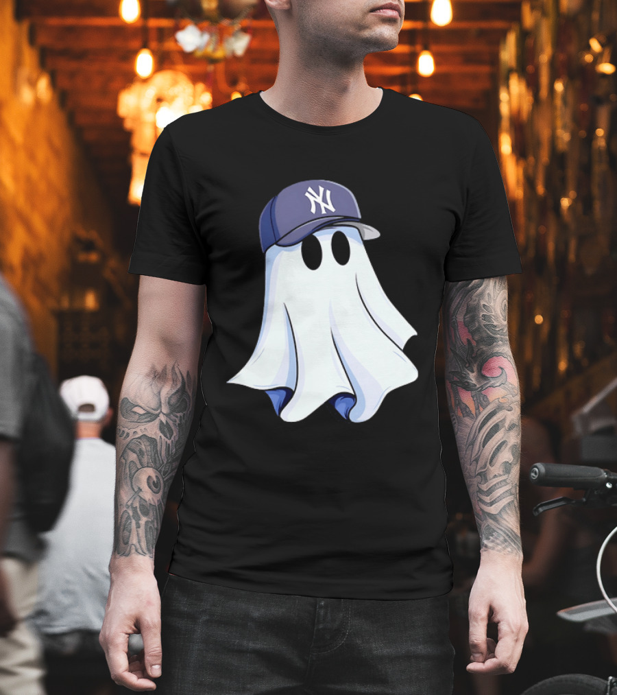 New York Yankees MLB Ghost Baseball Cap Halloween T-Shirt