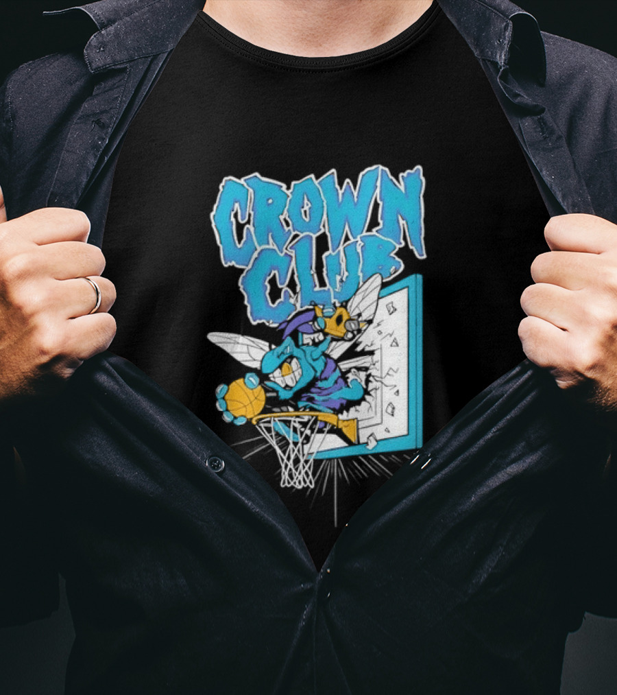 Crown Club Charlotte Hornets Basketball Dunking T-Shirt