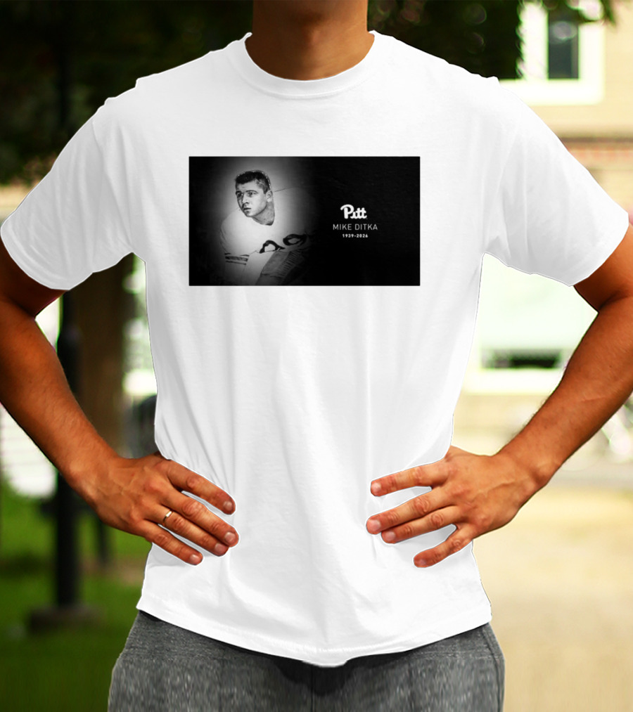 Pitt Remembers Football Icon Mike Ditka 1939 2026 T-Shirt