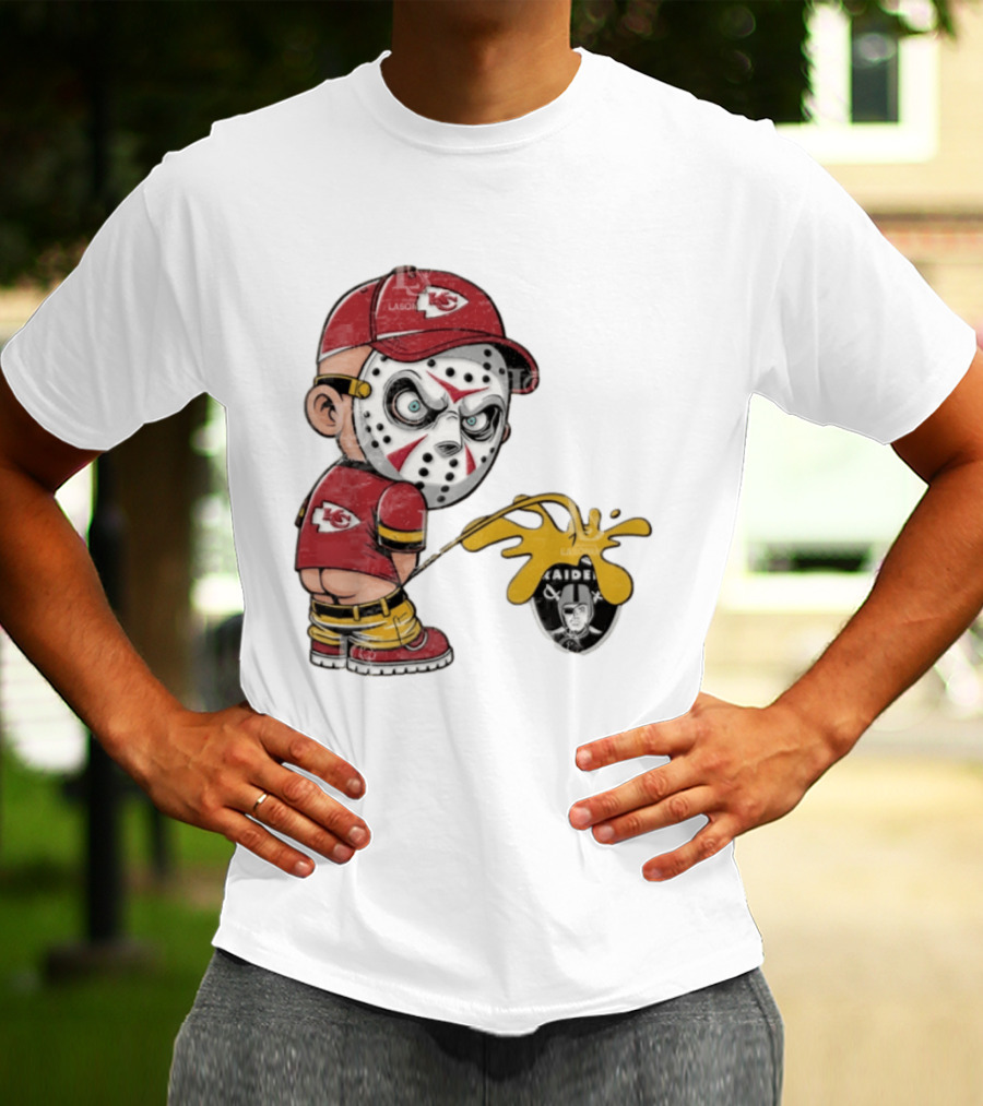 Kansas City Chiefs Jason Voorhees Pissing On Las Vegas Raiders T-Shirt