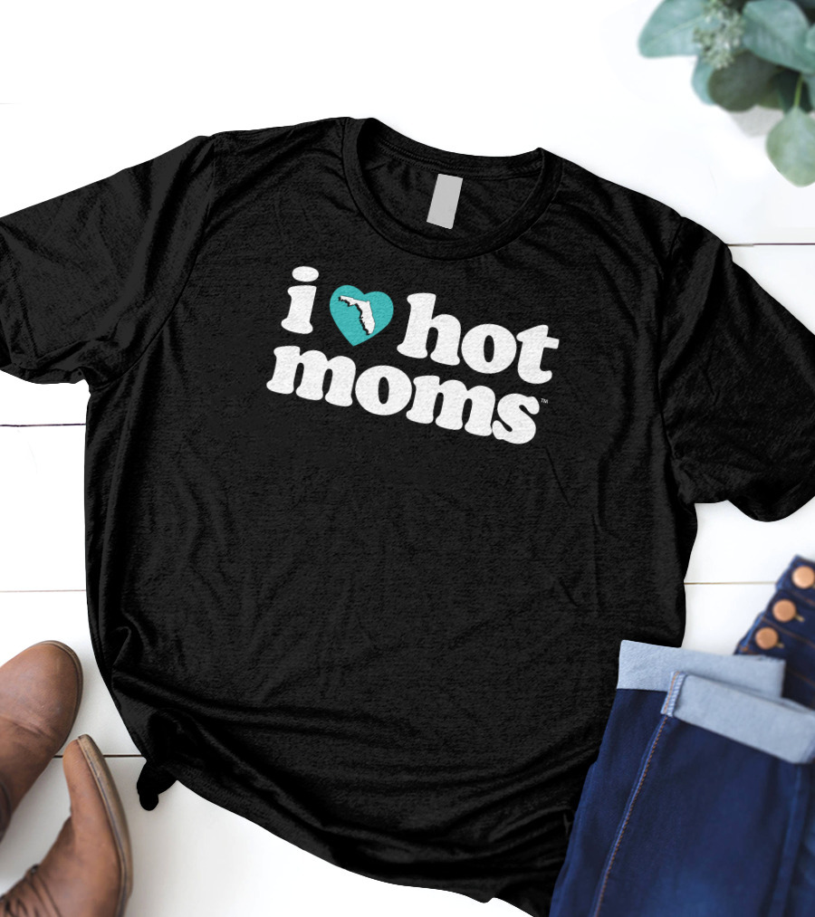 I Love Hot Mom Florida Charity Heart Shape Icon Map T-Shirt