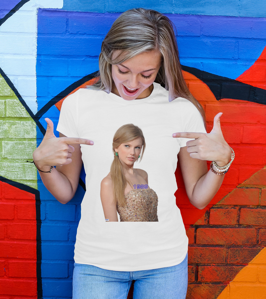 Taylor Swift 1989 Special Pictures Singersceleb T-Shirt