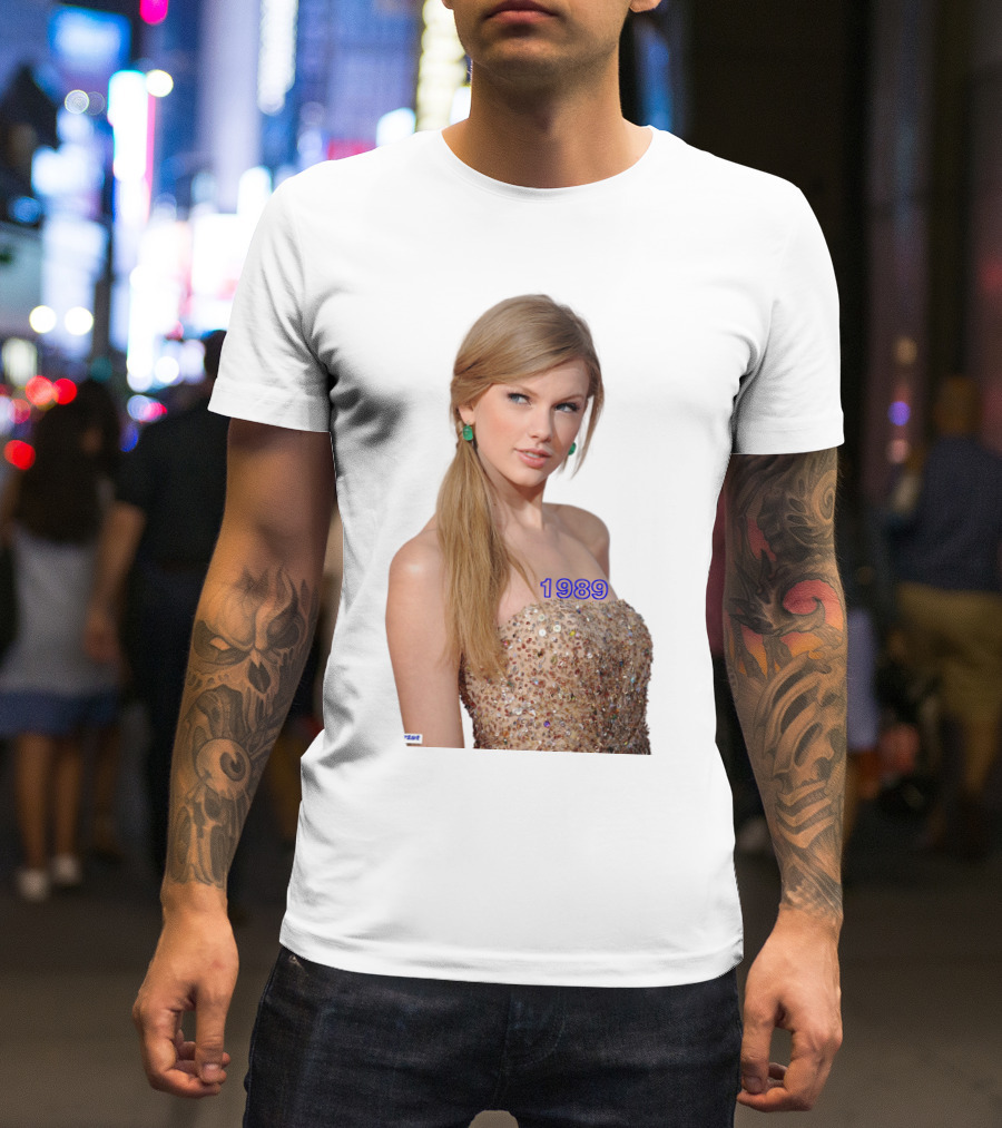 Taylor Swift 1989 Special Pictures Singersceleb T-Shirt