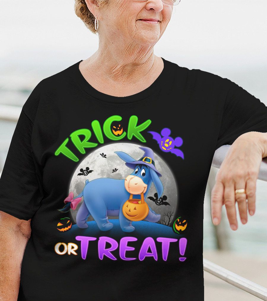 Eeyore Trick Or Treat Halloween Moon Bat Pumpkins T-Shirt