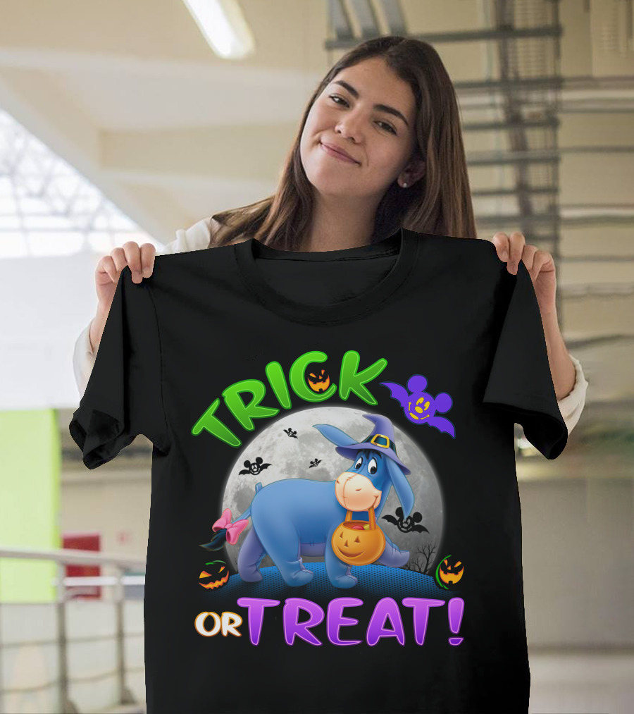 Eeyore Trick Or Treat Halloween Moon Bat Pumpkins T-Shirt