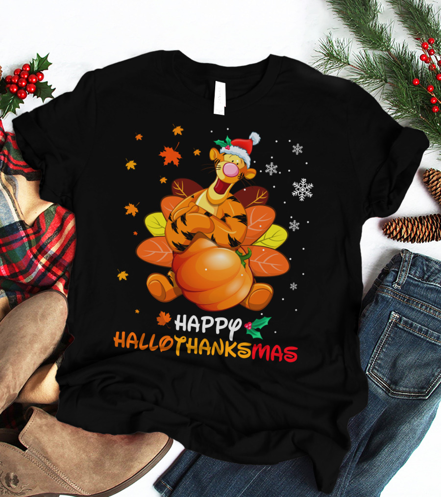 Happy Hallothanksmas Tiger With Pumpkin And Santa Hat T-Shirt