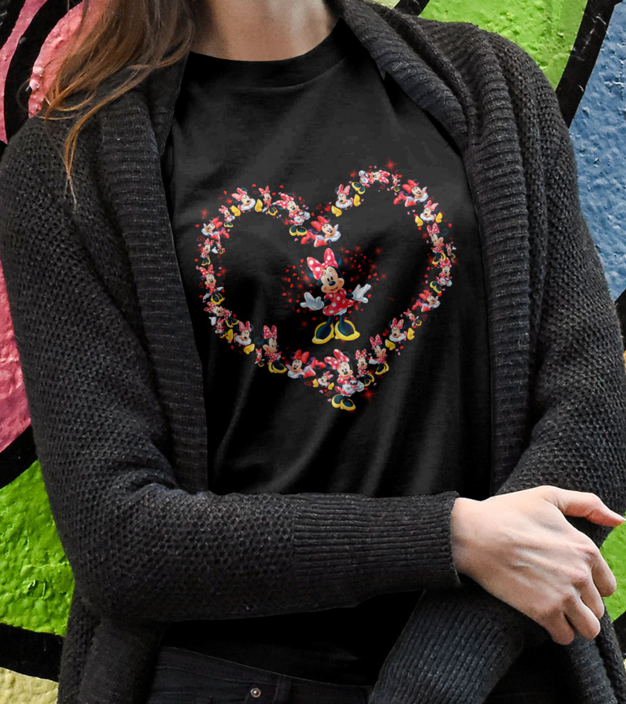 Minnie Heart Pattern With Red Polka Dot Bow And Yellow Shoes T-Shirt