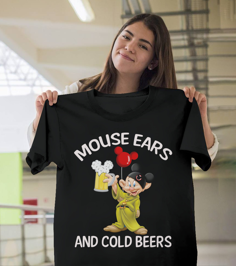 Mouse Ears And Cold Beers Dopey Mug Balloon T-Shirt