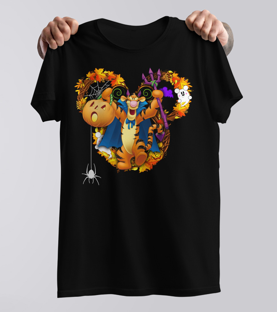 Tigger Halloween Wreath With Pumpkin And Spider Decorations T-Shirt