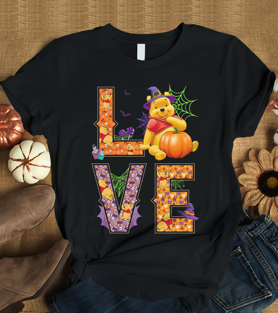 Love Pooh Halloween Pumpkin Spiderwebs And Witch Hat T-Shirt