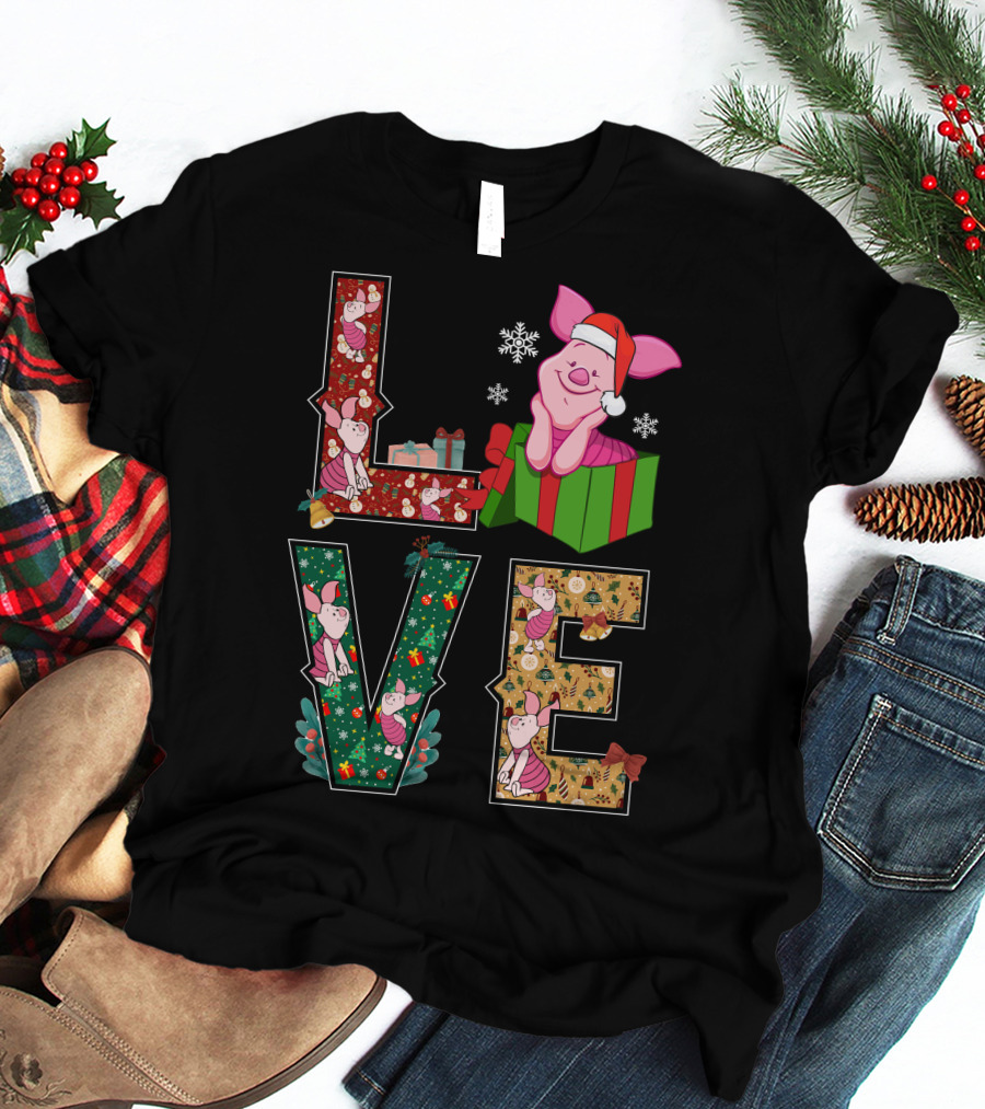 Piglet Christmas Love Santa Hat Gift Box Snowflakes T-Shirt