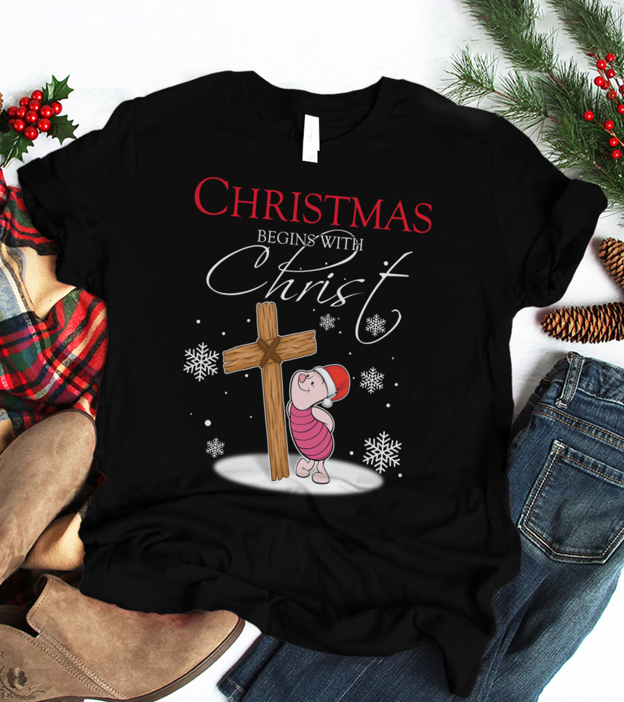 Christmas Begins With Christ Piglet Santa Hat Snowflakes T-Shirt