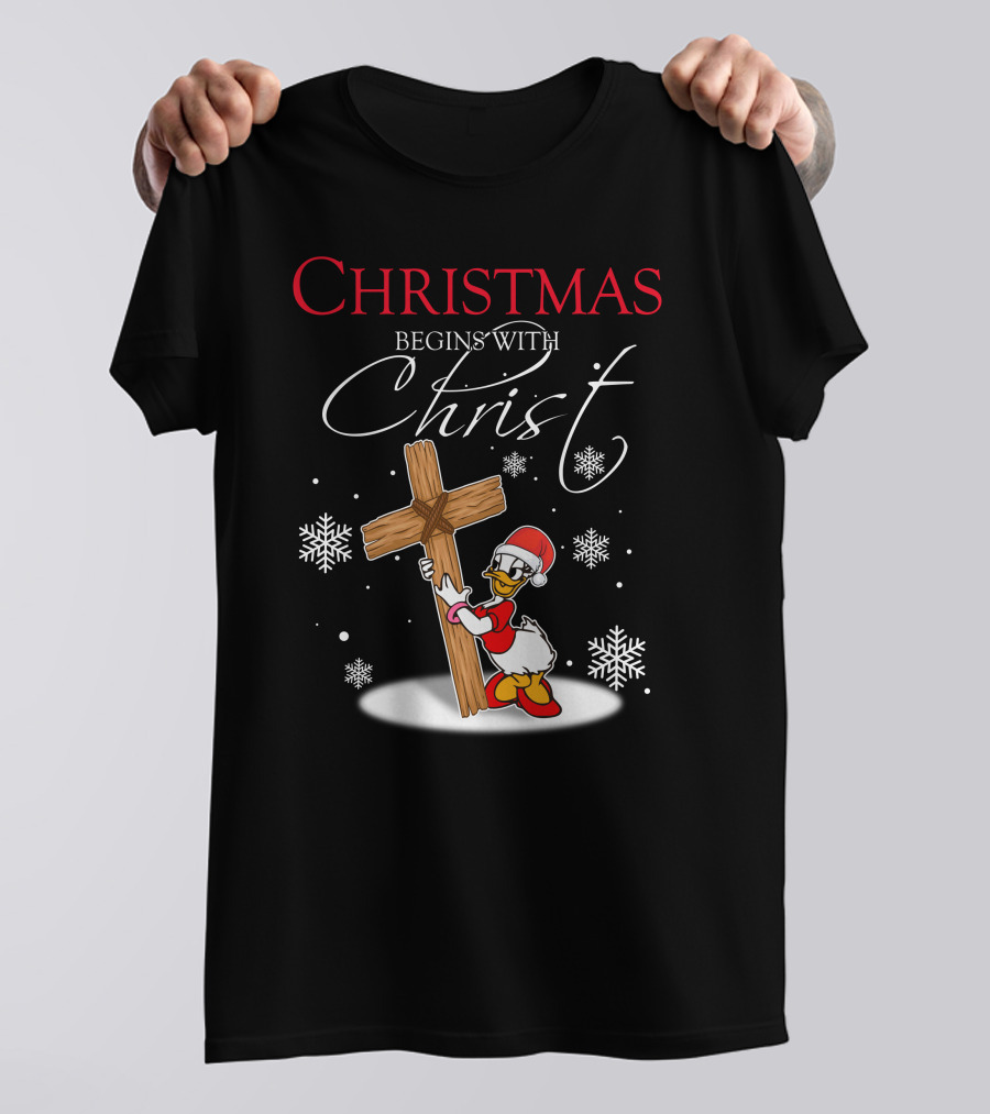 Christmas Begins With Christ Снежинки Крест Рождественский Утка Красный Колпак Носкиobos Отobwhat T-Shirt