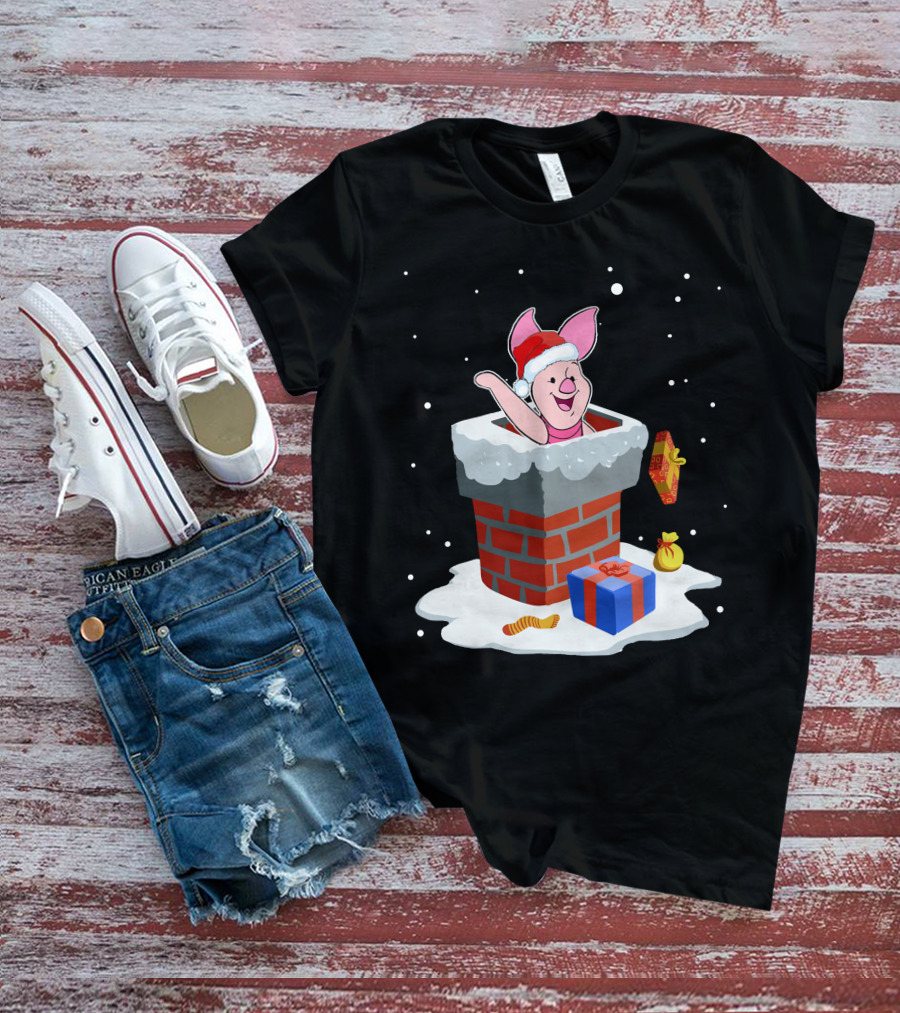 Piglet Santa Christmas Chimney Gifts Snow T-Shirt