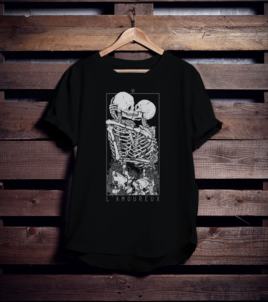 VI L'Amoureux Les Amoureux Classique Skeleton Embrace T-Shirt