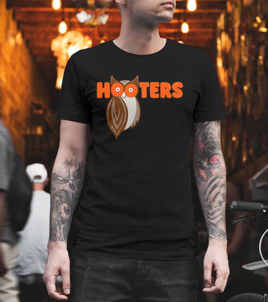 Hooters Owl Iconic T-Shirt