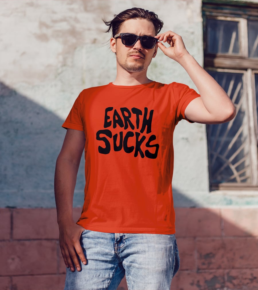 Kea Earth Sucks Earth Sucks Black Text T-Shirt