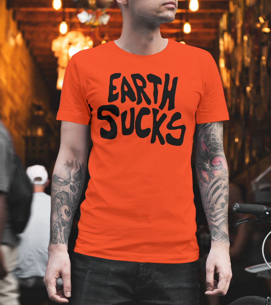 Kea Earth Sucks Earth Sucks Black Text T-Shirt