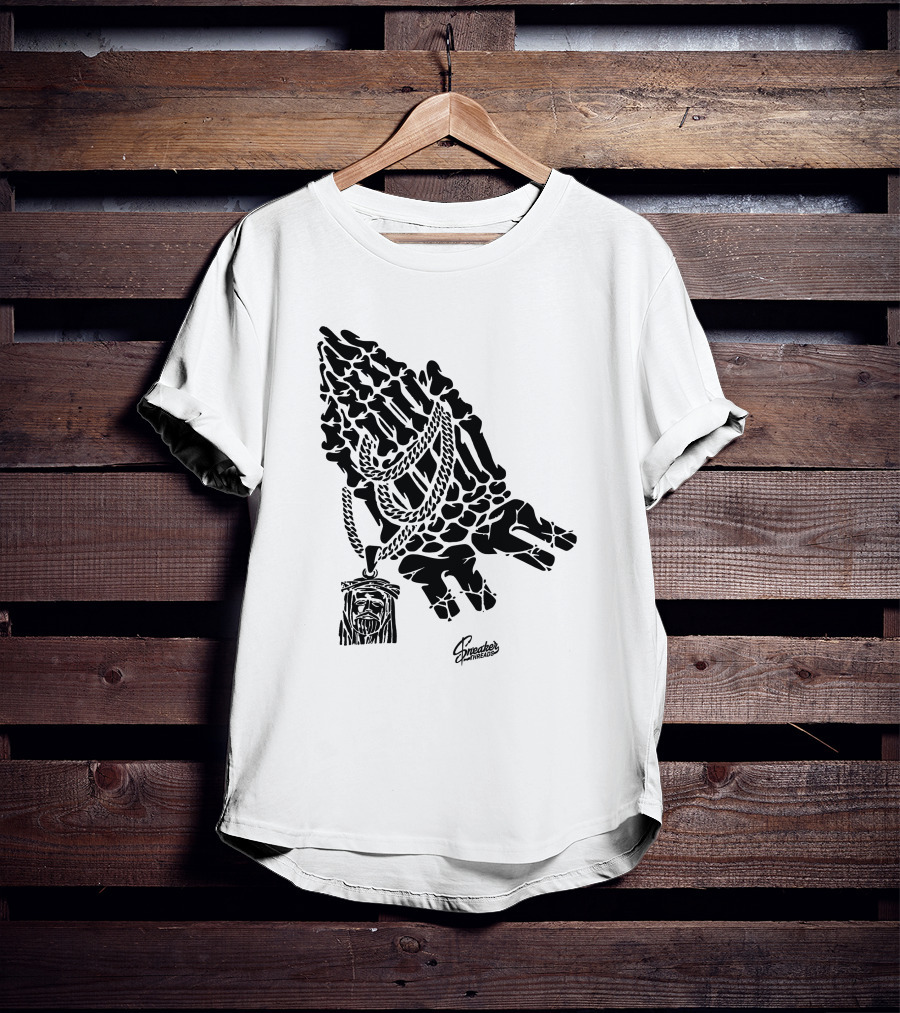 Spreaders Threads Bone Hand Necklace Pray Sneaker T-Shirt